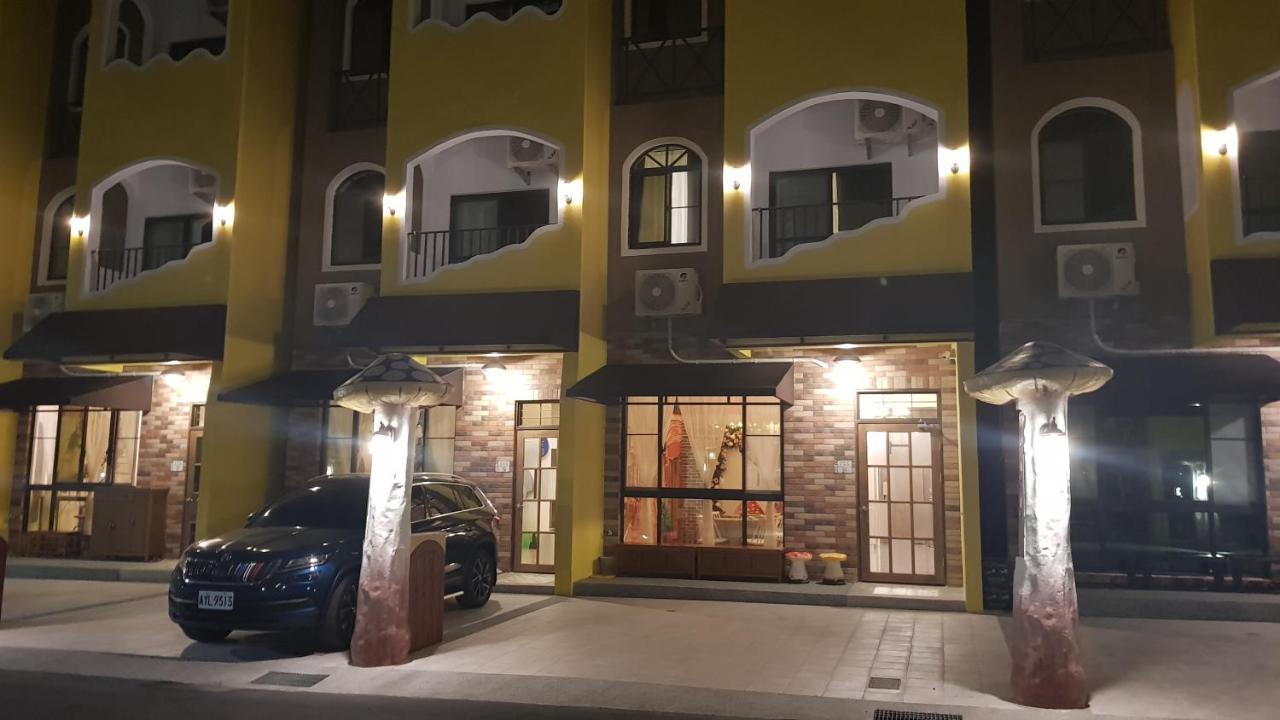 Moya Homestay T'ai-tung Extérieur photo
