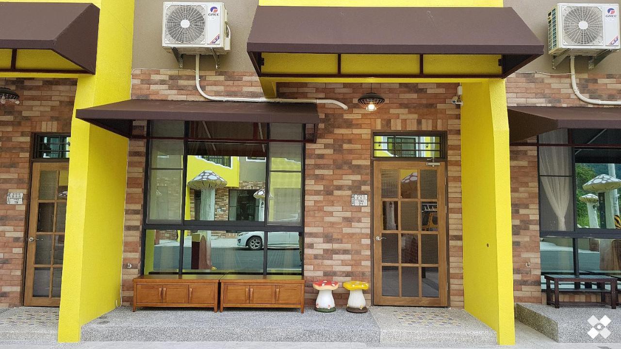 Moya Homestay T'ai-tung Extérieur photo